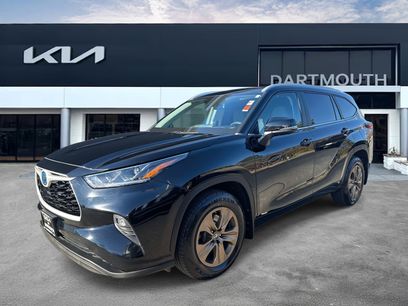 Used 2023 Toyota Highlander Bronze Edition