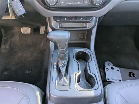 Used 2017 Chevrolet Colorado W/T w/ WT Convenience Package RWD image 18