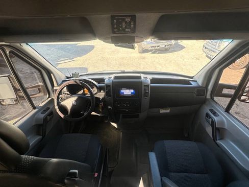 Used 2008 Dodge Sprinter 3500 image 19