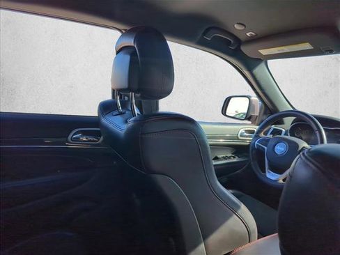 Used 2019 Jeep Grand Cherokee Trailhawk w/ Interior Metal Package image 20