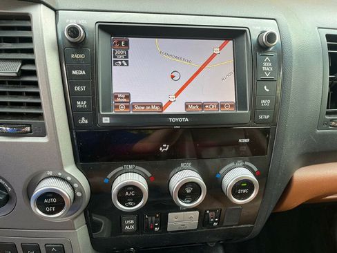 Used 2013 Toyota Sequoia Platinum image 17