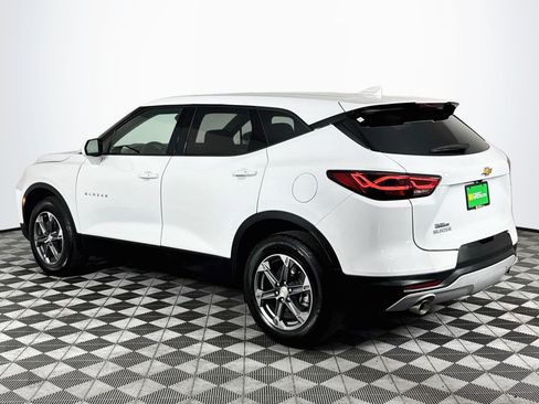 Used 2026 Chevrolet Blazer LT FWD image 6