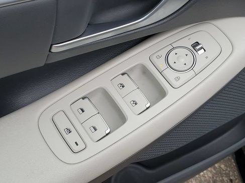 Used 2024 Hyundai Sonata SEL FWD image 23