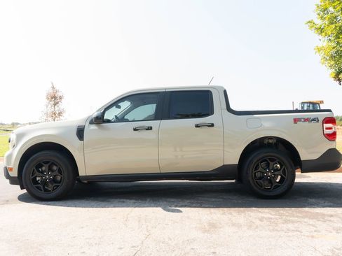 Used 2024 Ford Maverick Lariat w/ FX4 Off-Road Package AWD/4WD image 13