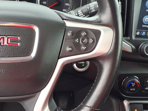 Used 2022 GMC Terrain SLT image 19