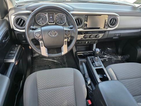 Used 2022 Toyota Tacoma SR5 image 12