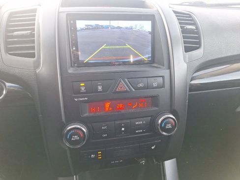 Used 2013 Kia Sorento SX w/ SX Premium Pkg image 20