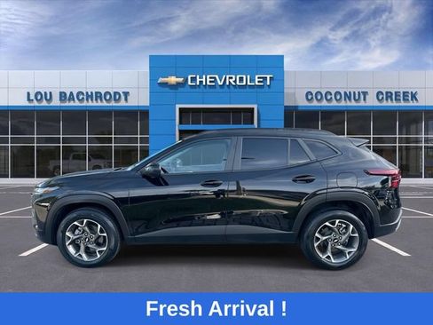 Used 2024 Chevrolet Trax LT FWD image 5