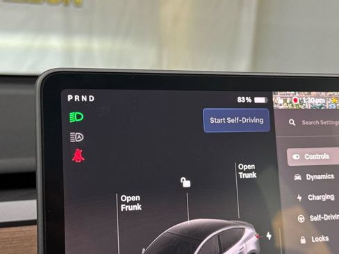 Used 2024 Tesla Model Y Performance AWD/4WD image 25