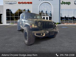 Used 2023 Jeep Gladiator Sport video 1