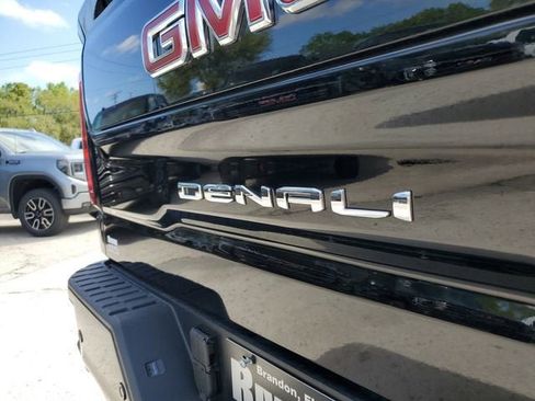 New 2026 GMC Sierra 1500 Denali w/ Denali Reserve Package AWD/4WD image 9