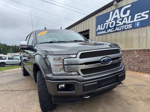 Used 2018 Ford F150 Platinum w/ Equipment Group 701A Luxury AWD/4WD image 2