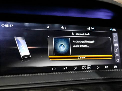 Used 2019 Mercedes-Benz S 560 Sedan image 28