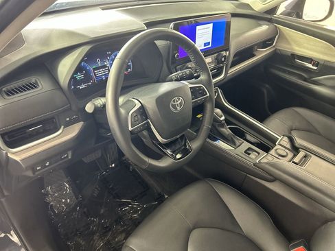 Used 2026 Toyota Grand Highlander FWD image 12