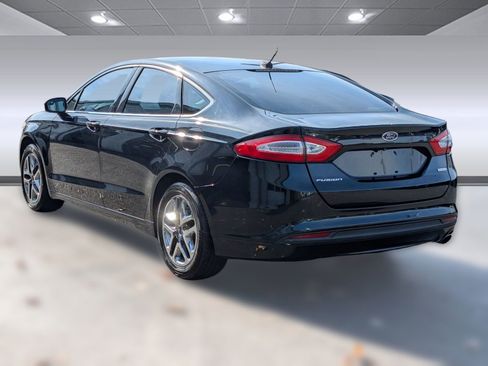 Used 2014 Ford Fusion SE w/ Equipment Group 202A image 3