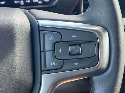Used 2025 Chevrolet Silverado 1500 LT image 22