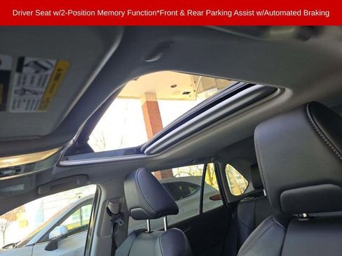 Used 2023 Toyota RAV4 XLE Premium image 8