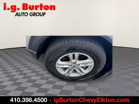 Used 2022 Ford Explorer XLT w/ Class IV Trailer Tow Package RWD image 5