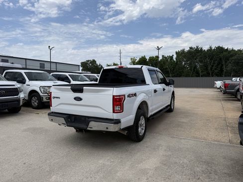 Used 2017 Ford F150 XLT AWD/4WD image 5