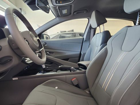 New 2026 Hyundai Elantra Sport FWD image 21