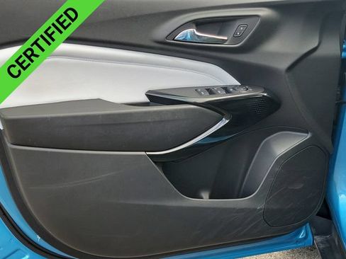 Certified 2025 Chevrolet Trax LT w/ Driver Confidence Package FWD image 20