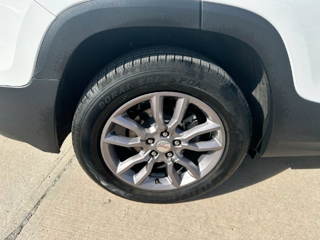 Used 2024 GMC Terrain SLT AWD/4WD image 55