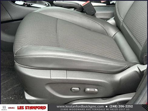 Used 2022 Buick Encore Preferred w/ Safety Package image 18