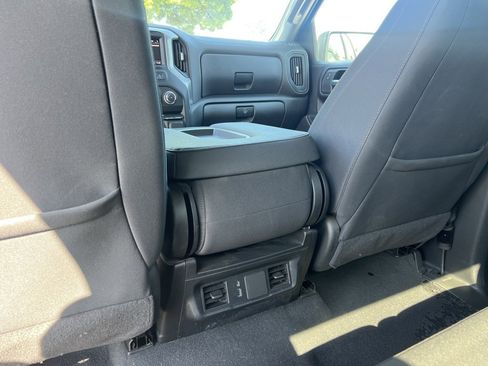 Used 2024 Chevrolet Silverado 1500 Custom image 27