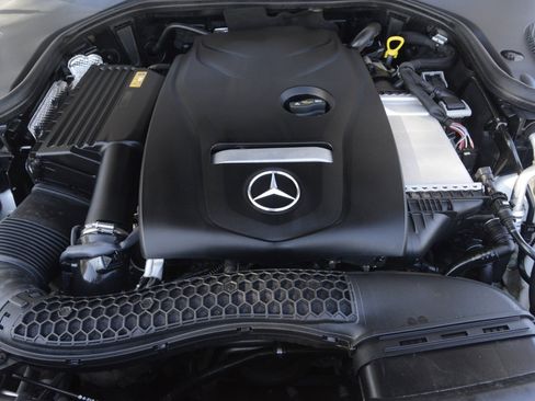 Used 2017 Mercedes-Benz E 300 image 20