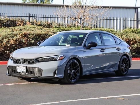 Used 2026 Honda Civic Sport image 3