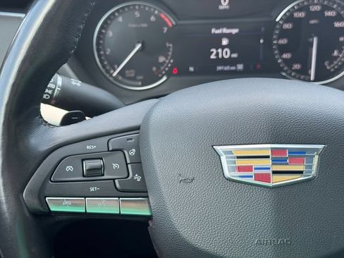 Used 2023 Cadillac XT4 Premium Luxury w/ Cold Weather Package AWD/4WD image 25