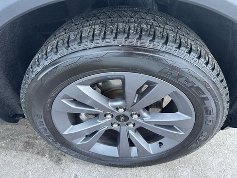 Used 2022 Ford Explorer XLT w/ Equipment Group 202A image 23