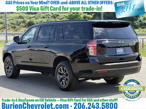 Used 2022 Chevrolet Suburban Z71 AWD/4WD image 3