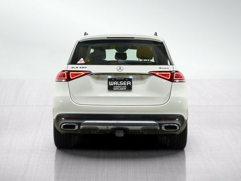 Used 2020 Mercedes-Benz GLE 350 4MATIC w/ Premium Package image 4