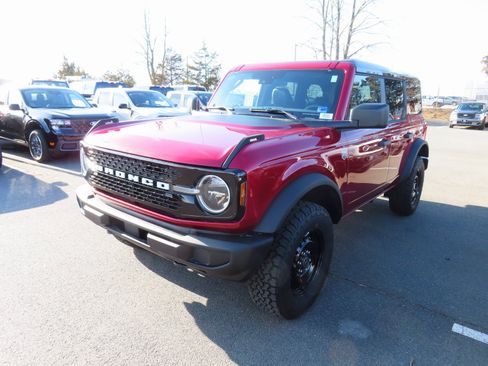 New 2026 Ford Bronco Big Bend image 3