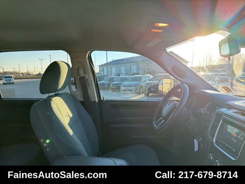 Used 2016 RAM 2500 Tradesman w/ Chrome Appearance Group image 93