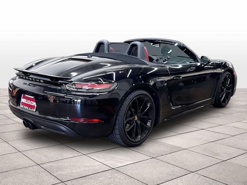 Used 2024 Porsche 718 Boxster RWD image 16