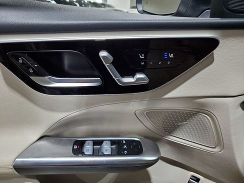 Used 2023 Mercedes-Benz C 300 Sedan image 41