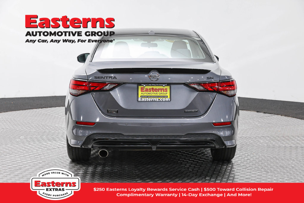 Used 2023 Nissan Sentra SR w/ Midnight Edition Package FWD image 7