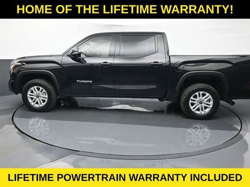 Used 2024 Toyota Tundra SR5 w/ SR5 Convenience Package AWD/4WD image 4