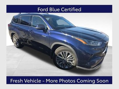 Used 2021 Toyota Highlander Platinum