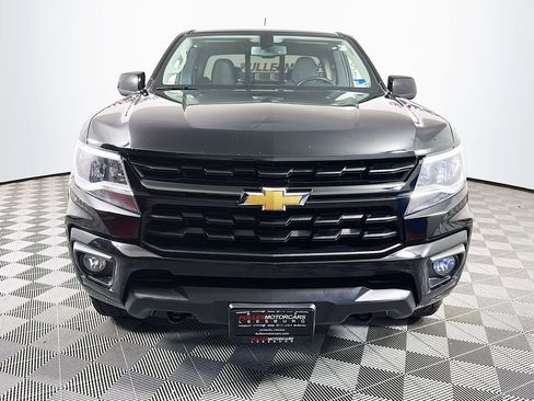 Used 2021 Chevrolet Colorado LT w/ LT Convenience Package image 2
