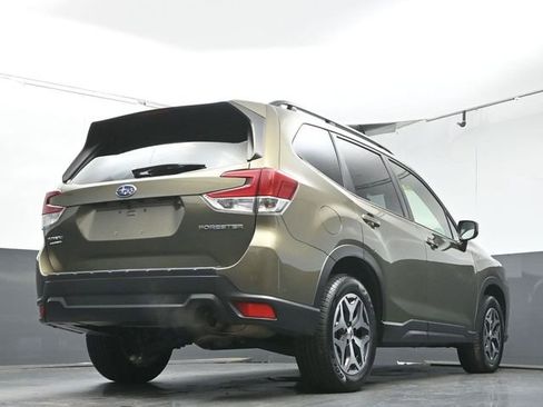 Certified 2023 Subaru Forester Premium AWD/4WD image 37