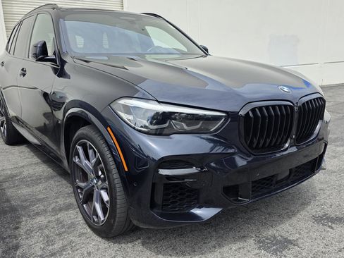 Used 2022 BMW X5 sDrive40i w/ M Sport Package RWD image 1