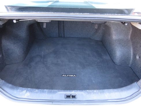 Used 2022 Nissan Altima 2.5 SV image 23