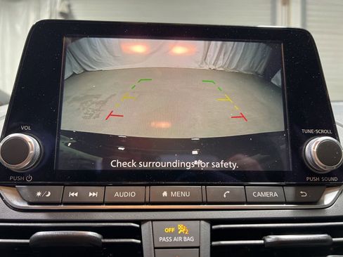 Used 2025 Nissan Altima 2.5 SR image 30