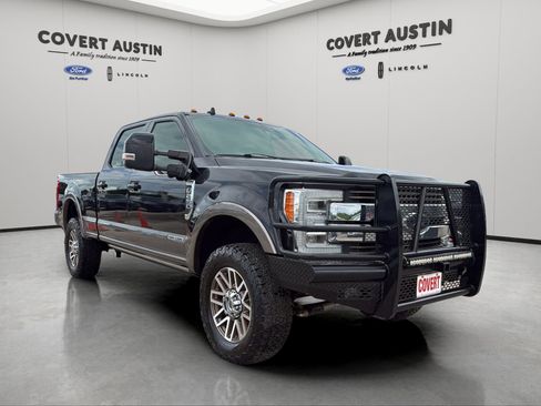 Used 2019 Ford F250 King Ranch w/ King Ranch Ultimate Package image 7