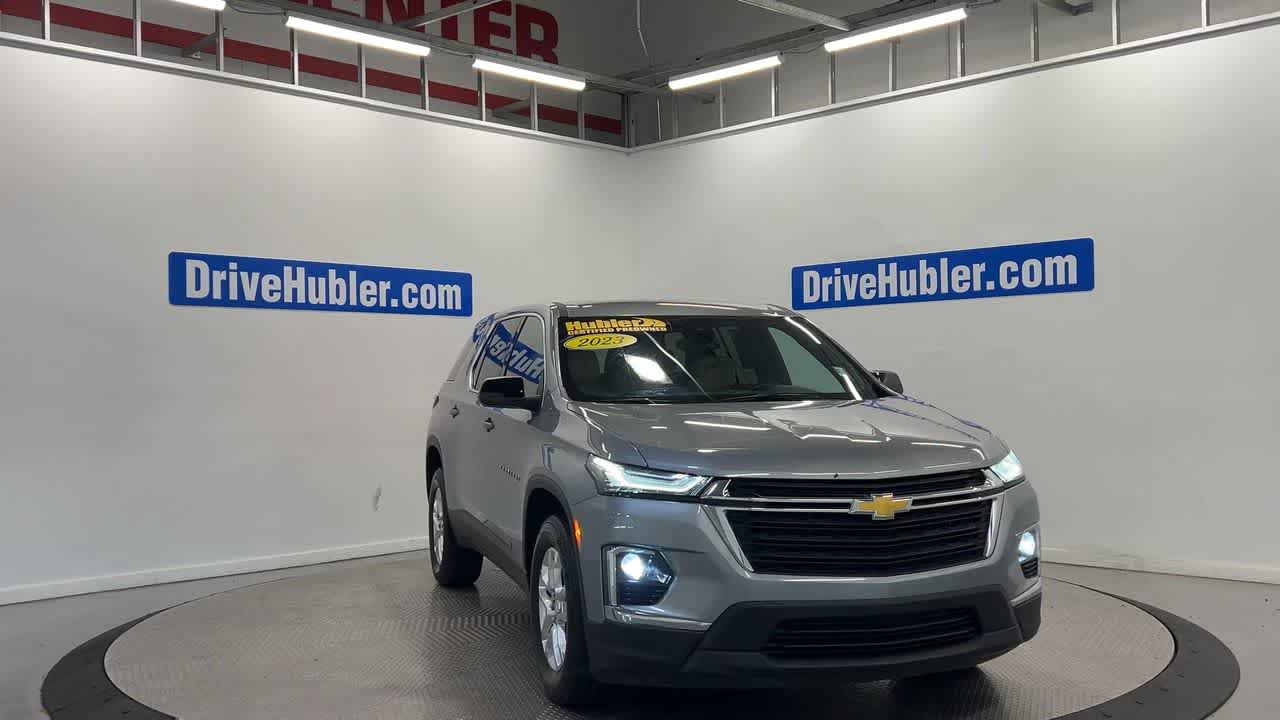 Used 2023 Chevrolet Traverse LS FWD image 5