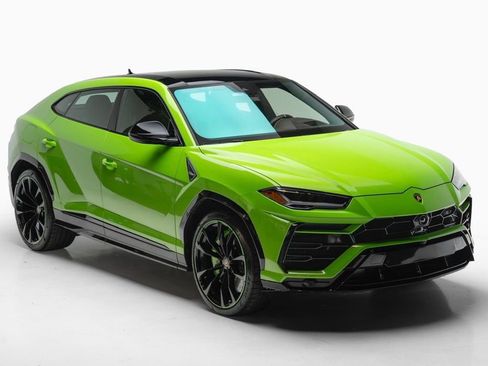 Used 2021 Lamborghini Urus image 7