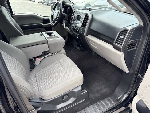 Used 2017 Ford F150 XLT image 26